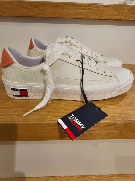 Tommy Jeans Sneakersy Tjw Leather Vulc. Flatform, białe, rozmiar 40