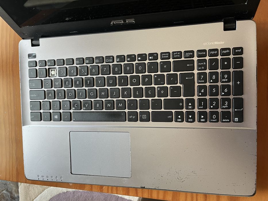 PC ASUS para peças- não funciona