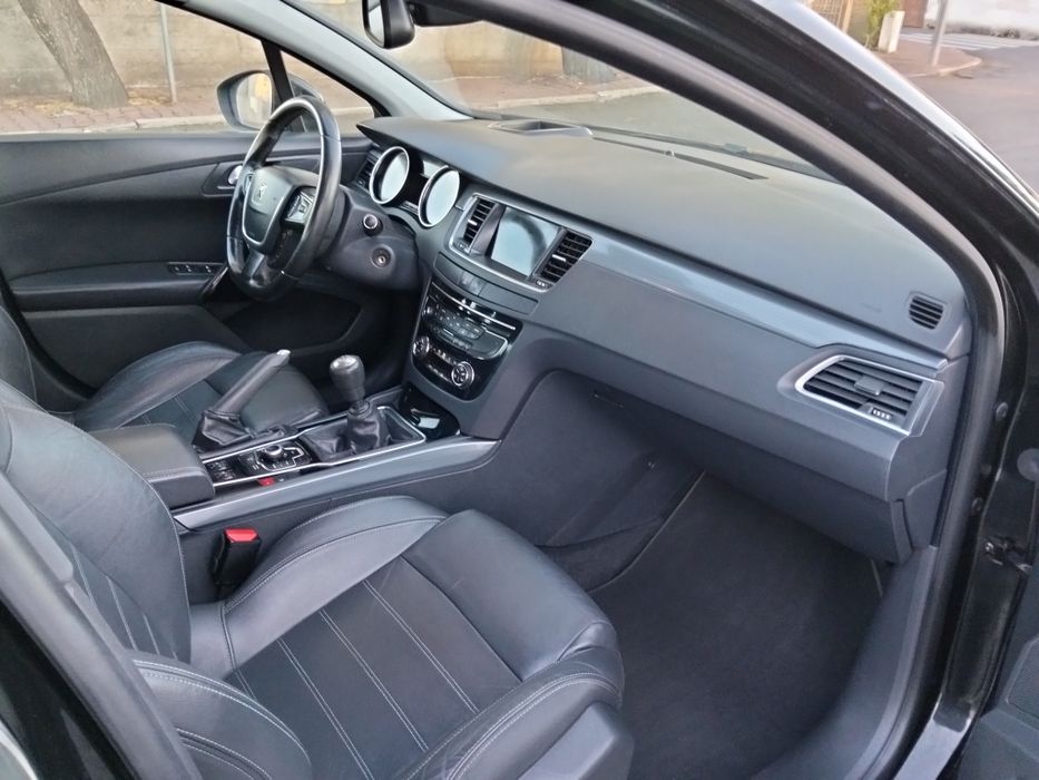 Peugeot 508 2.0HDI de 140cv em estado novo