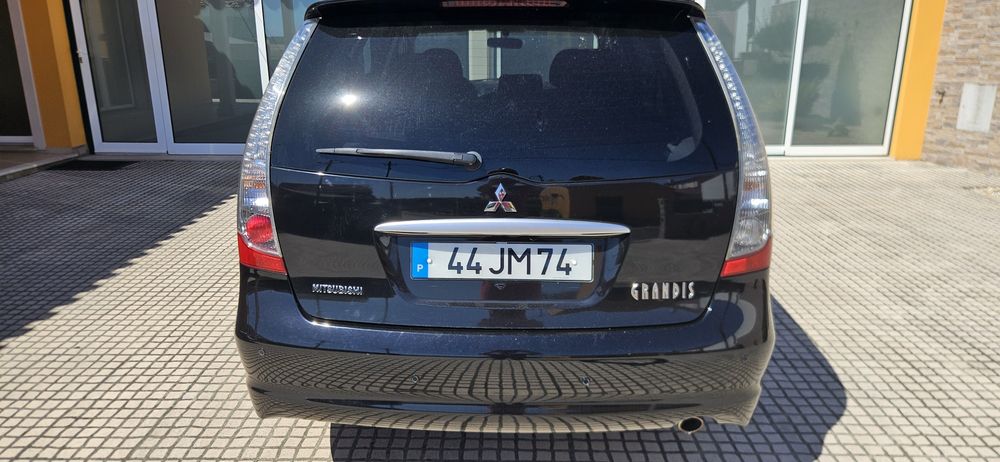 Carrinha mitsubishi grandis 2.0