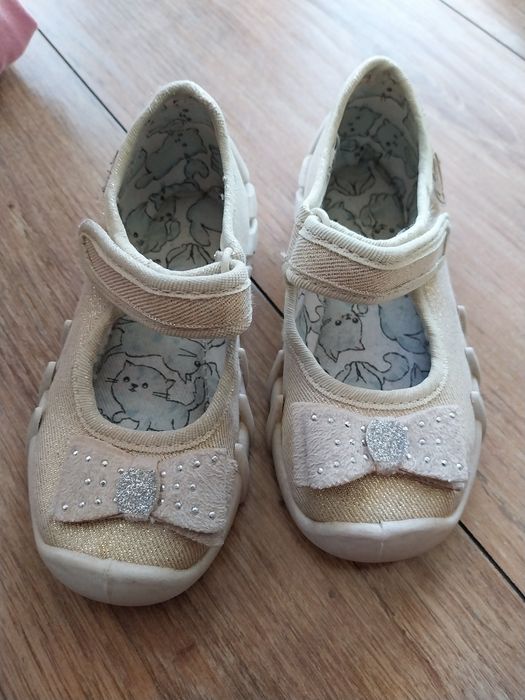 Buciki dla dziewczynki w rozm.22