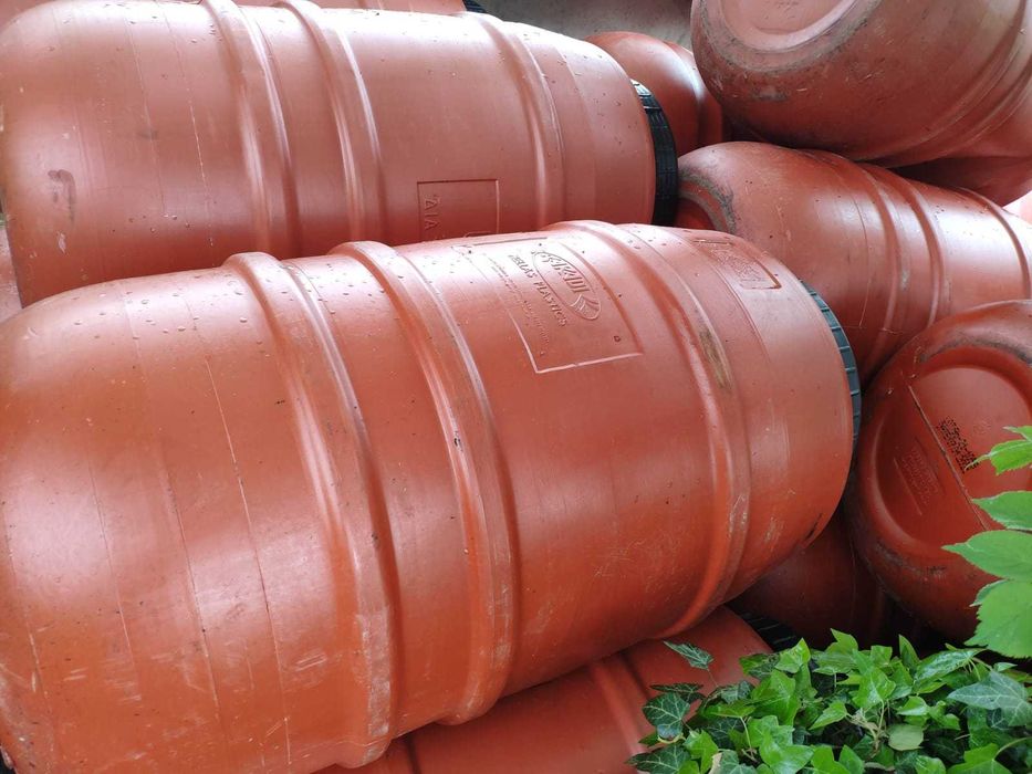 beczka plastikowa 220 l na wodę NIE PO CHEMII beczki plastikowe