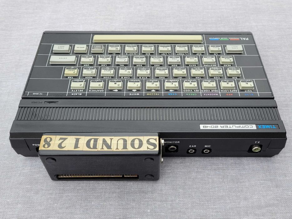 Komputer Timex 2048 (retro klon ZX Spectrum)