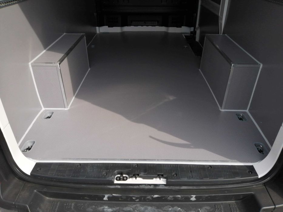 Volkswagen Crafter L3H2 Zabudowa samochodu auta dostawczego busa