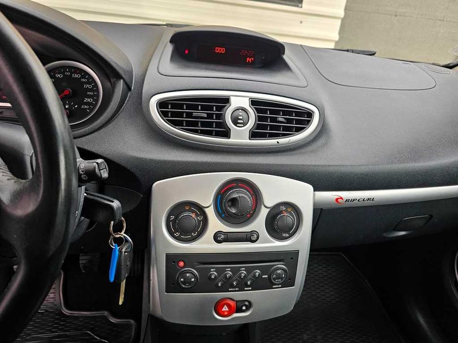 Renault Clio 1.2i 16v 140.000Km 03/2009