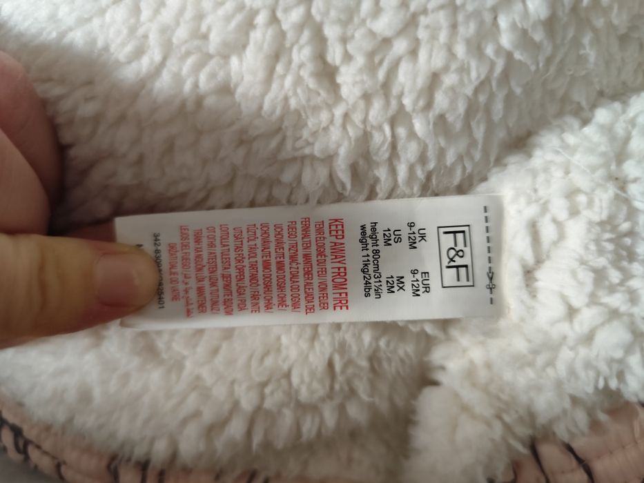 Kurtka zimowa 9-12 miesięcy