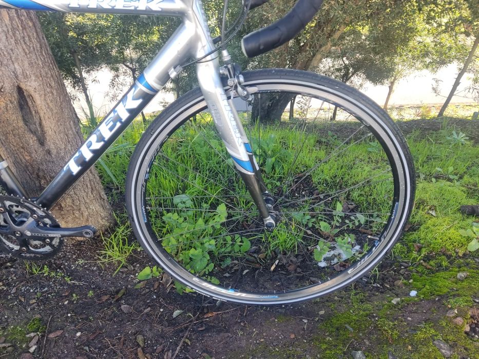 Trek de estrada L 9x3v