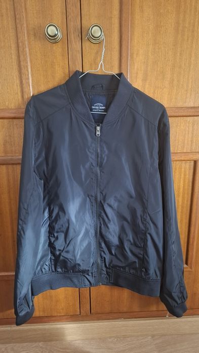 Roupa Diversa de Homem