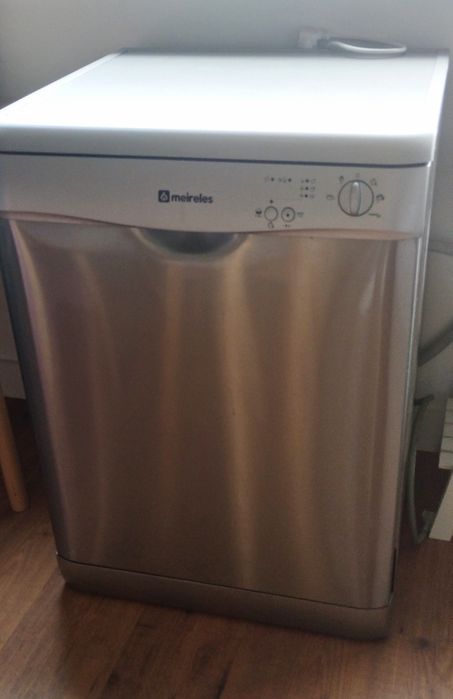 Máquina lavar louça