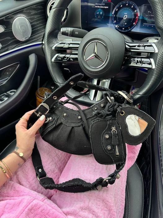 Сумка Balenciaga Le Cagole / баленсьяґа чорна тканинна сумочка