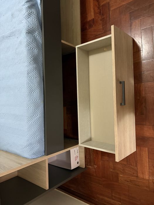 Cama de casal com colchao