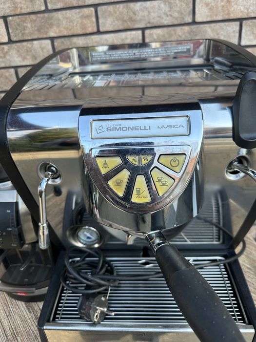 Кофаварка SIMONELLI Musica