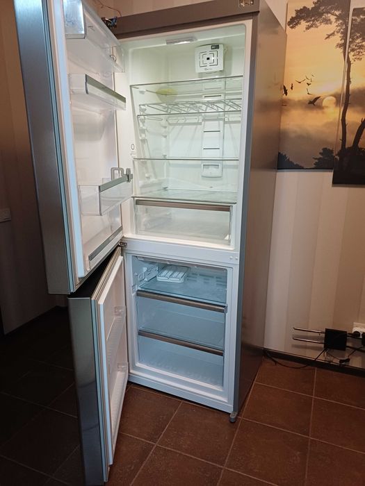 Холодильник Whirlpool