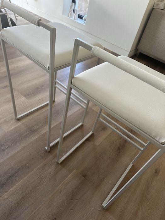 Bancos altos By Crea