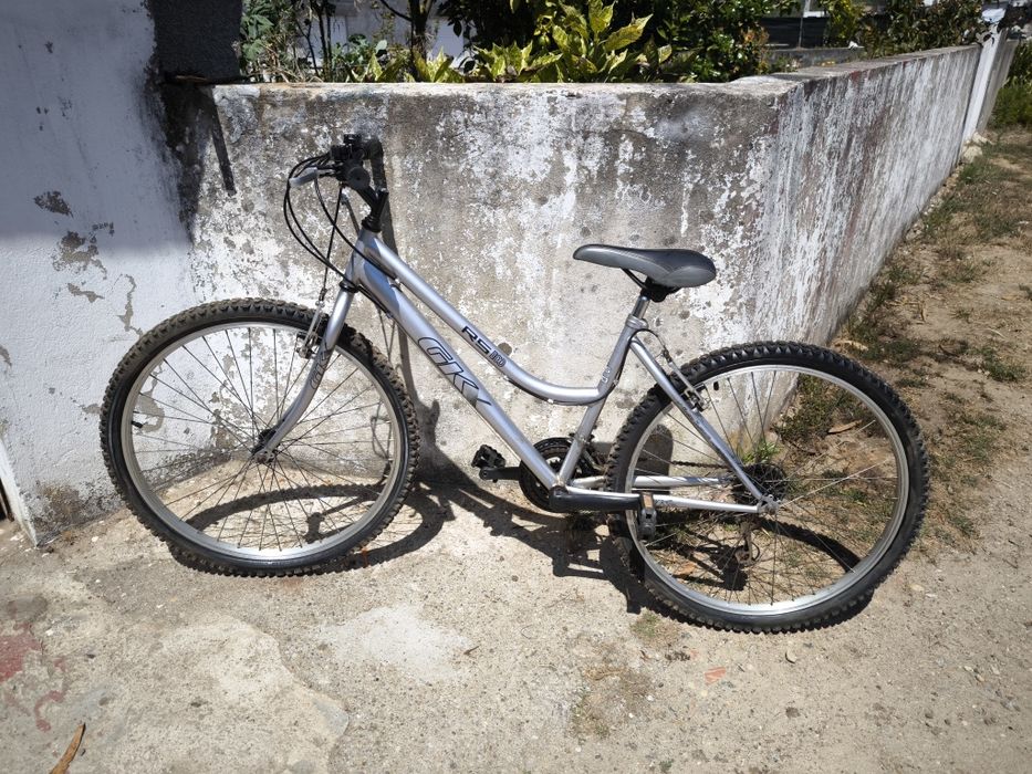 Bicicleta GKX RS100