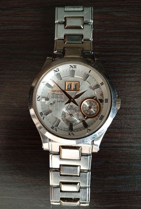 Часы Seiko Premier Kinetic