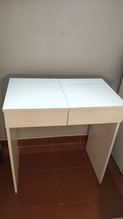 Vendo secretaria Brimnes