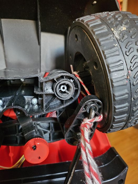 Auto na akumulator odpychacz jeździk  Mercedes AMG