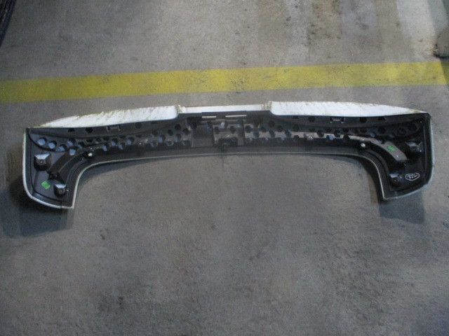 Spoiler / aileron da tampa da mala FORD Focus III