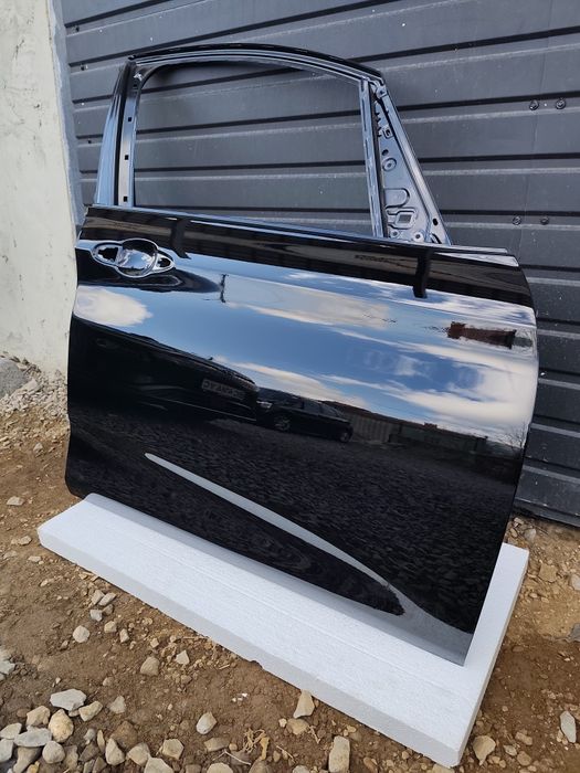 Двері BMW 2 series f46