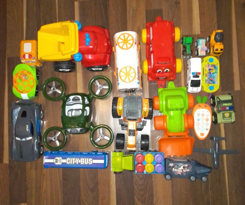 Продам игрушки для