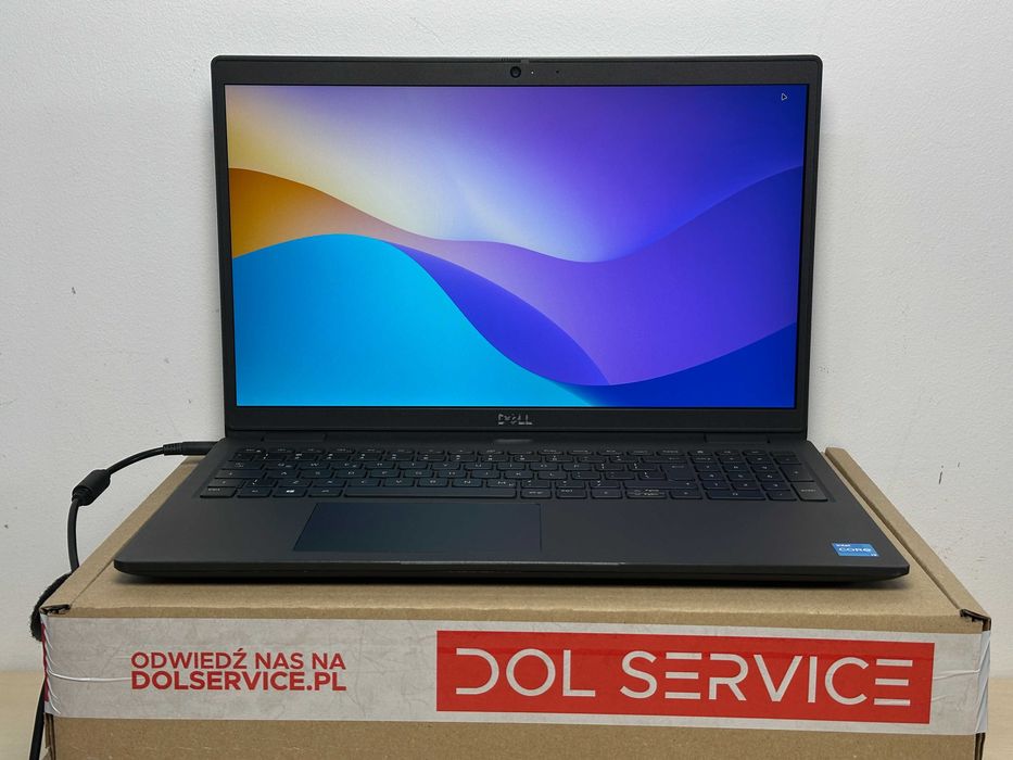 LAPTOP DELL LATITUDE 3520 i3-11gen 8/256 fhd nowoczesna moc w poobijanej skorupie