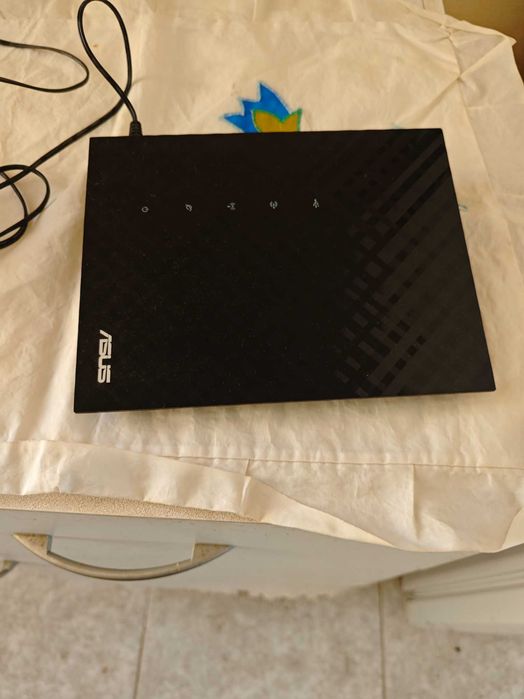 Router Asus RT-N14U