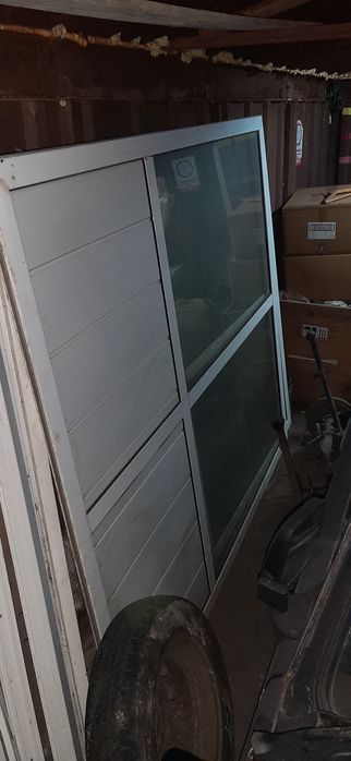 Маталлопластиковая конструкция.б.у.Размер 2.005.*186.две шт