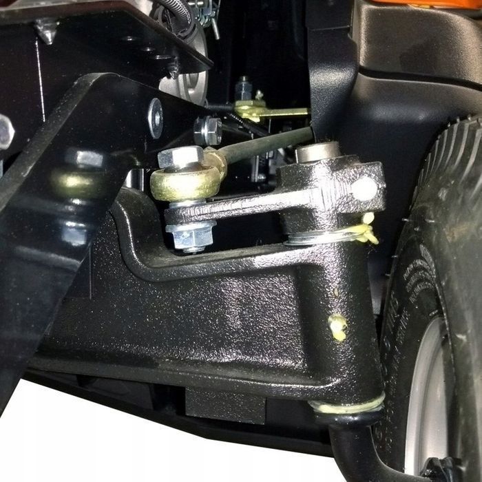 Oleo Mac Traktorek Ogrodowy Om 92/16Kh Kosiarka Samojezdna Spalinowa