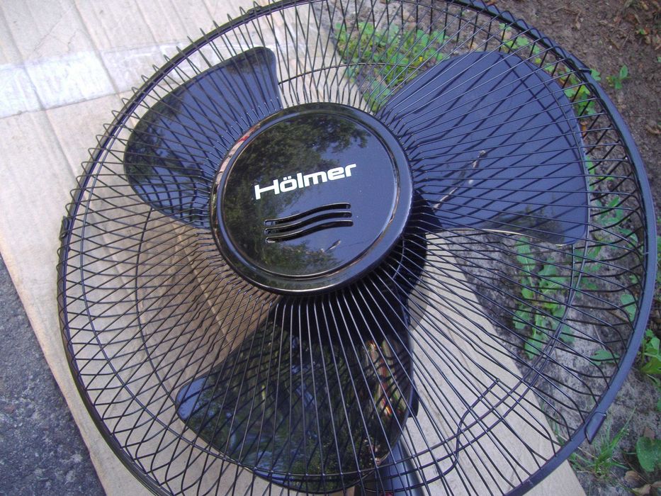 Вентилятор напольный (двигатель с кнопками) рабочий проверенный