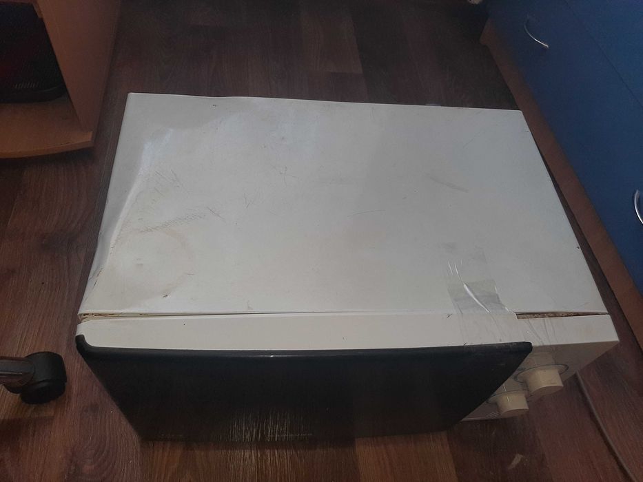 Микроволновая печь на запчасти