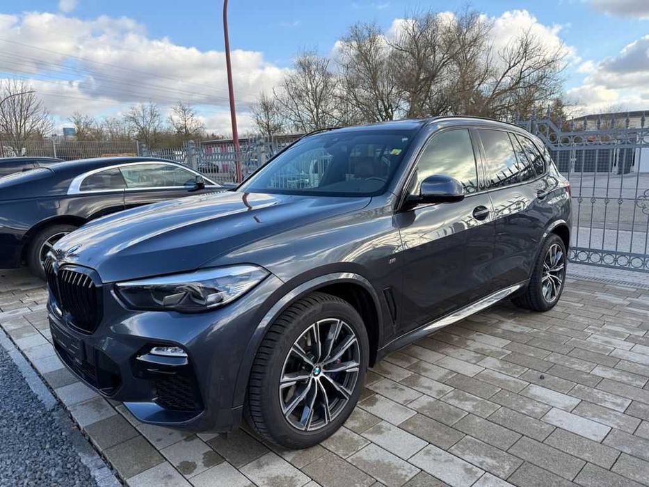 Бампер  BMW X5 G05 розборка запчастини БМВ ікс5 джи05 шрот
