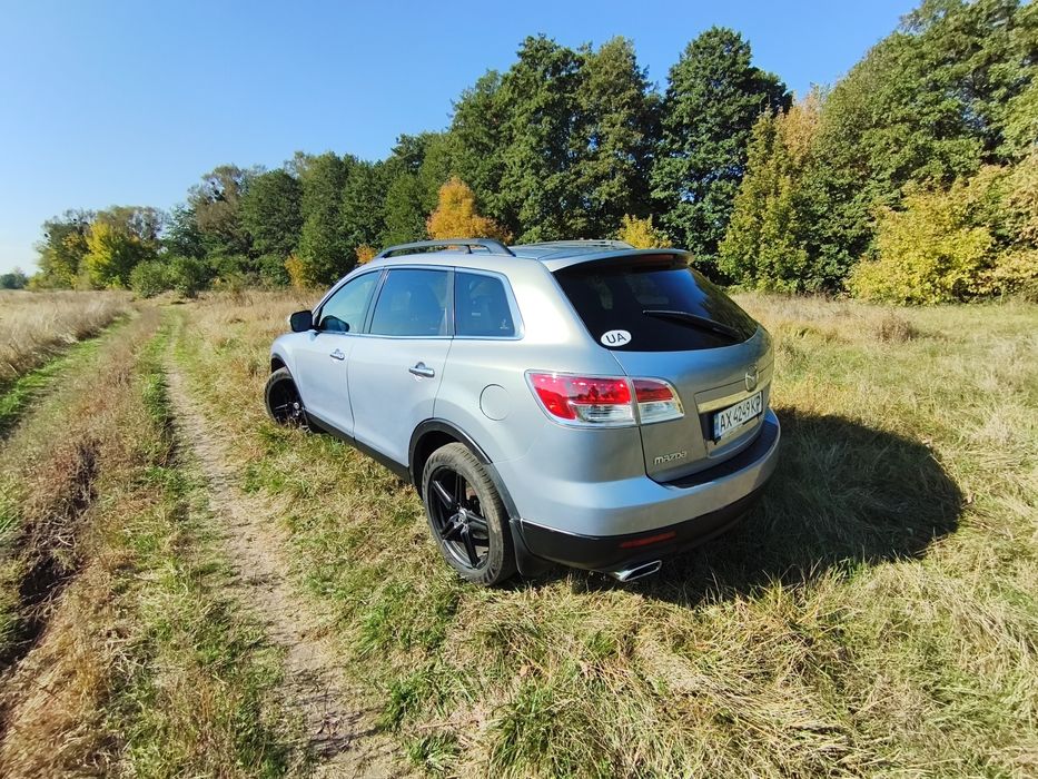 Продам Mazda CX9