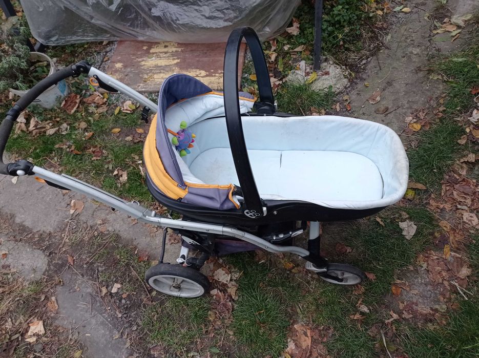 Каляска дитяча в хорошому стані