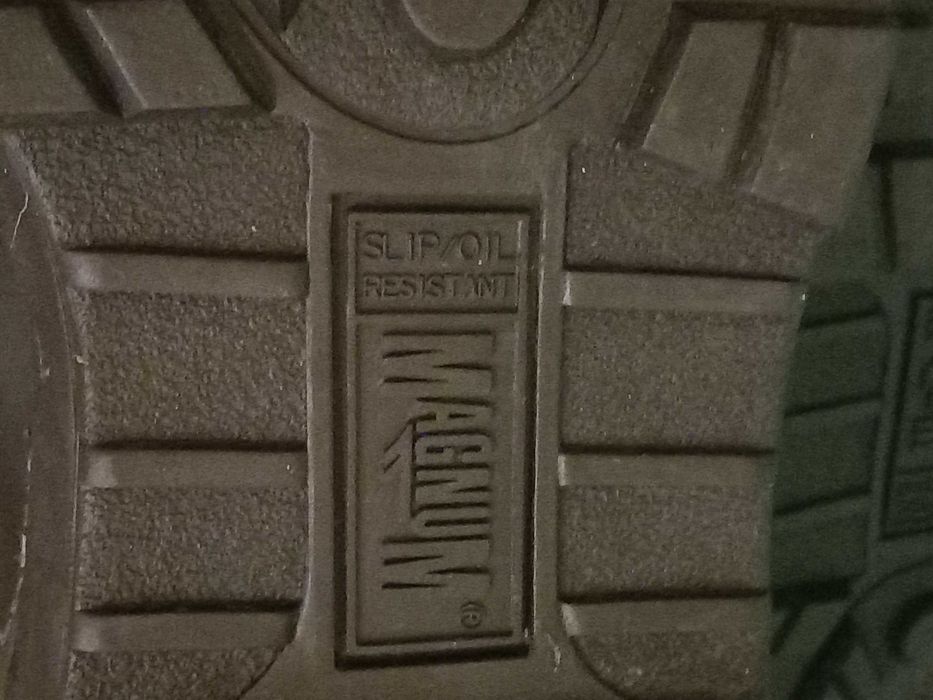 buty magnum w dobrym stanie rozmiar 47