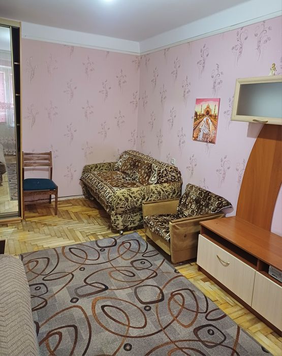 1 кв. 4/5. Космос. Ул.Чумаченко.