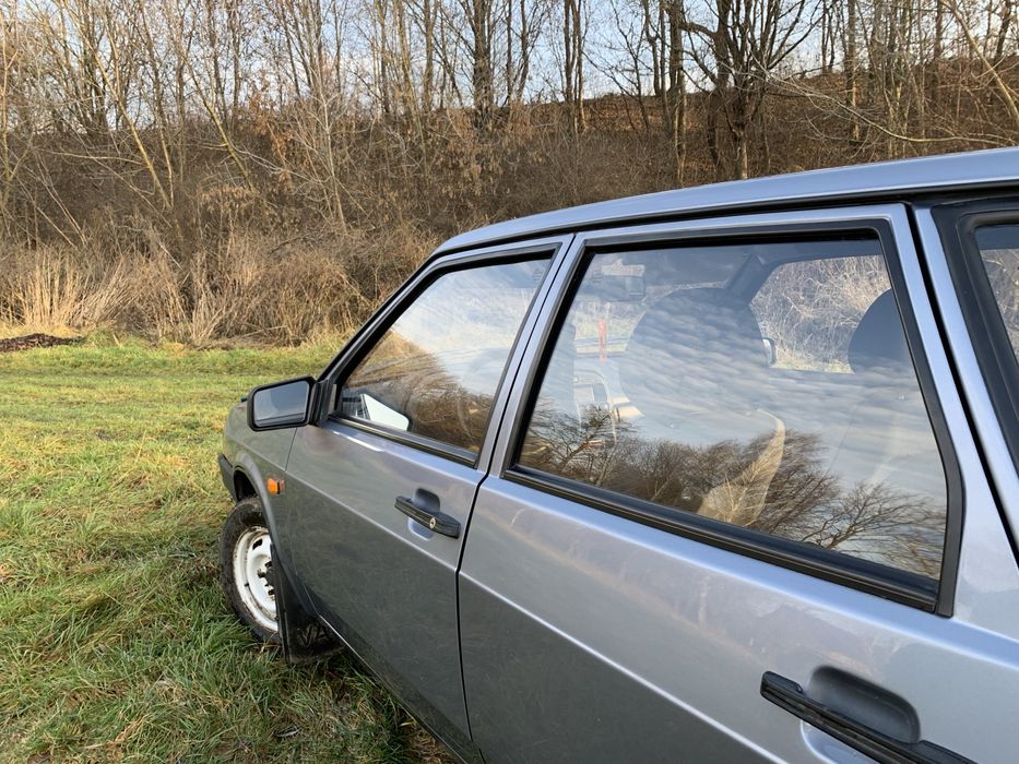 Ваз 21099  1.6 бензин 2008 рік стан нової машини