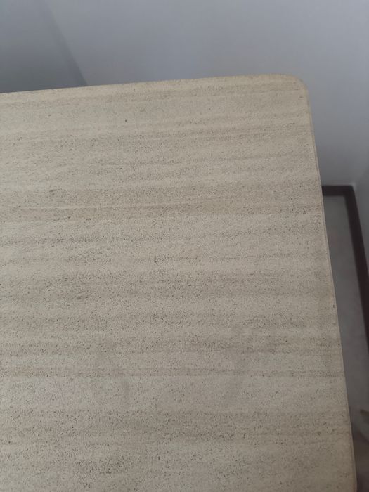 Mesa de bar em otimo estado