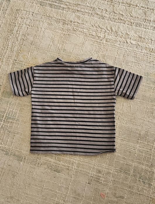 T-shirt w paski Zara