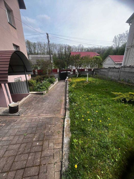 Продаж будинку в с. Селище біля лісу!