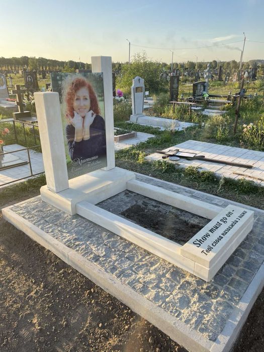 Пам'ятники з граніту від виробника