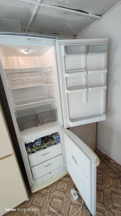 Двокомпресорний Холодильник Атлант 185 см 'в робочому стані