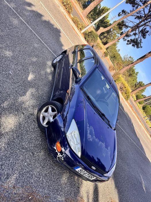 Ford Focus 2001 1.4 gasolina