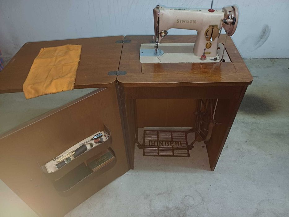 Máquina de costura Singer