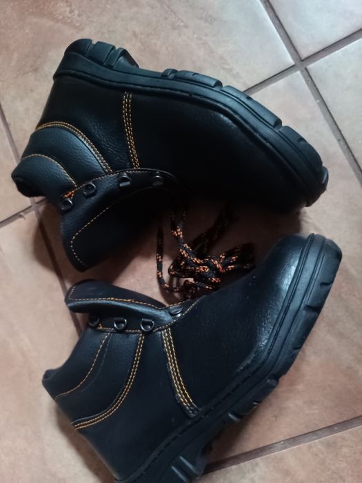 Buty robocze ocieplane r40