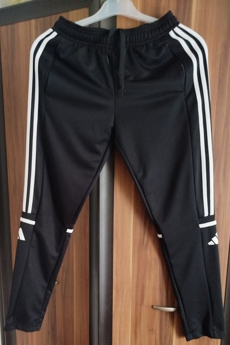 Spodnie dresowe chłopięce Adidas rozmiar 164 stan idealny