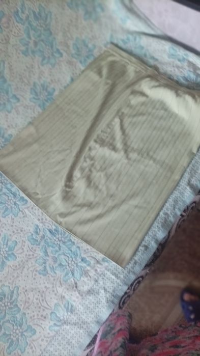 Віддам  жіночий одяг даром