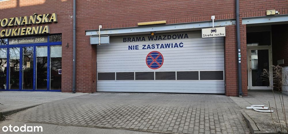 Garaż w budynku z oświetleniem, 20.5 m²