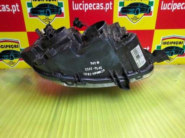 Otica Direita Citroen C3 III | 102905