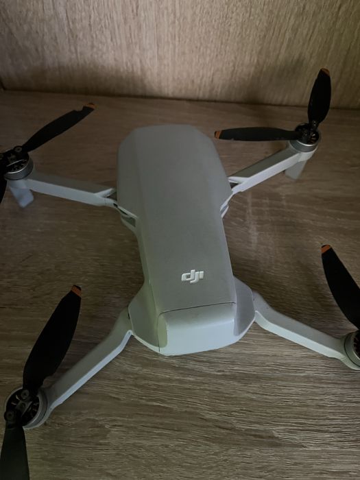 Dron dji mini se